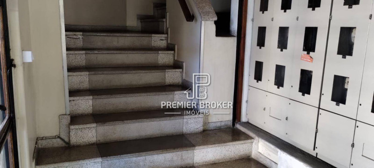 Imagem Apartamento com 1 Quarto à Venda, 30 m² em Alto - Teresópolis Imagem Apartamento com 1 Quarto à Venda, 30 m² em Alto - Teresópolis