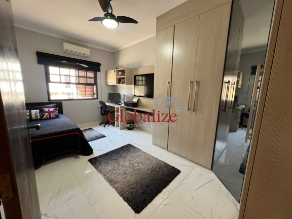 Imagem Imóvel com 3 Quartos à Venda, 210 m² em Boqueirão - Santos Imagem Imóvel com 3 Quartos à Venda, 210 m² em Boqueirão - Santos