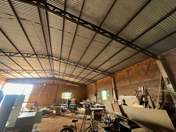 Imagem Galpão à Venda, 400 m² em Loteamento Umuarama Ii - Sinop Imagem Galpão à Venda, 400 m² em Loteamento Umuarama Ii - Sinop