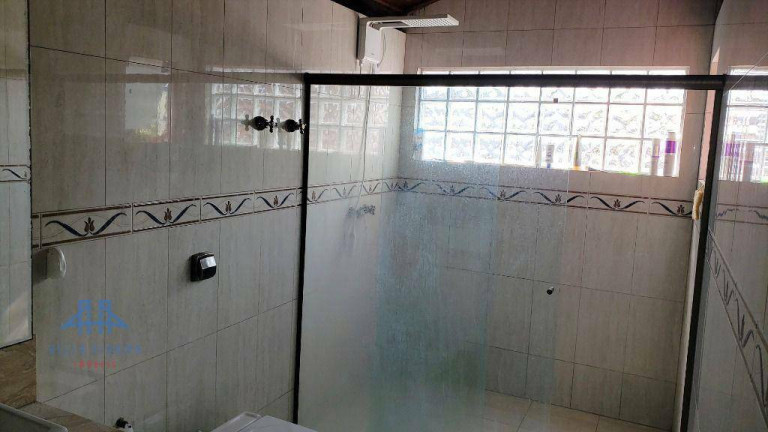 Imagem Casa com 3 Quartos à Venda, 243 m² em Córrego Grande - Florianópolis