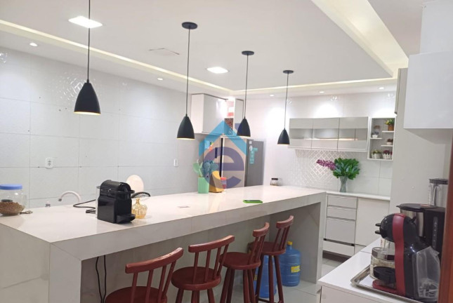 Imagem Casa com 4 Quartos à Venda, 300 m² em Antares - Maceió Imagem Casa com 4 Quartos à Venda, 300 m² em Antares - Maceió