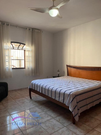 Imagem Sobrado com 5 Quartos à Venda, 210 m² em Ibes - Vila Velha Imagem Sobrado com 5 Quartos à Venda, 210 m² em Ibes - Vila Velha