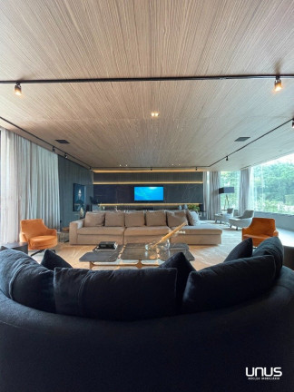 Imagem Casa com 4 Quartos à Venda, 1.400 m² em Jurerê Internacional - Florianópolis Imagem Casa com 4 Quartos à Venda, 1.400 m² em Jurerê Internacional - Florianópolis