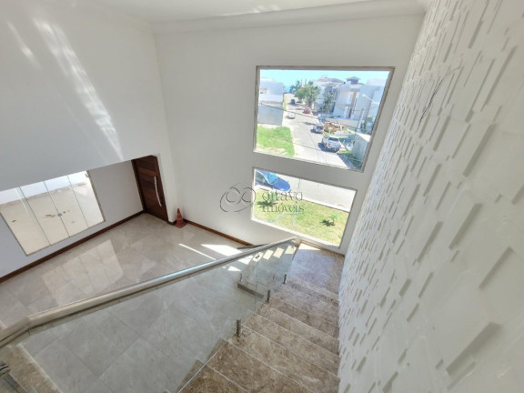Imagem Casa com 4 Quartos à Venda, em Lagoa - Macaé Imagem Casa com 4 Quartos à Venda, em Lagoa - Macaé