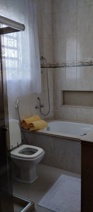 Imagem Casa com 4 Quartos à Venda, 380 m² em Campinho - Rio De Janeiro Imagem Casa com 4 Quartos à Venda, 380 m² em Campinho - Rio De Janeiro