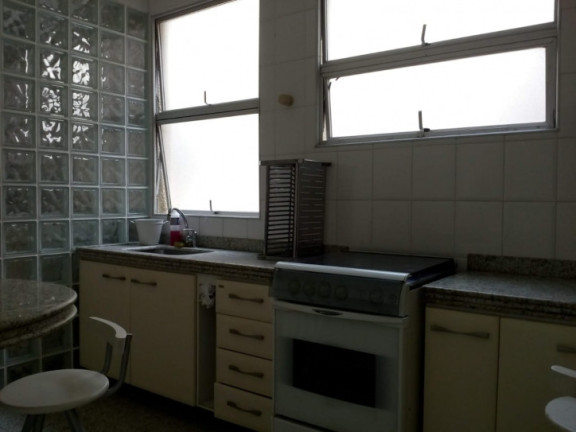 Imagem Apartamento com 3 Quartos à Venda, 120 m² em Algodoal - Cabo Frio