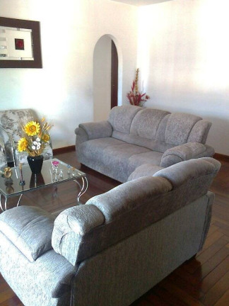 Imagem Casa com 3 Quartos à Venda, 300 m² em Vila Pérola - Contagem