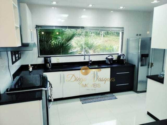 Imagem Casa com 4 Quartos à Venda, 450 m² em Quebra Frascos - Teresópolis Imagem Casa com 4 Quartos à Venda, 450 m² em Quebra Frascos - Teresópolis