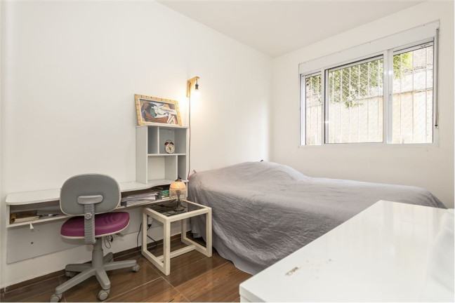 Imagem Imóvel com 2 Quartos à Venda, em Tristeza - Porto Alegre Imagem Imóvel com 2 Quartos à Venda, em Tristeza - Porto Alegre
