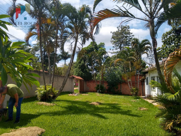 Imagem Imóvel com 3 Quartos à Venda, 2.567 m² em Vale Dos Lagos - Tatuí