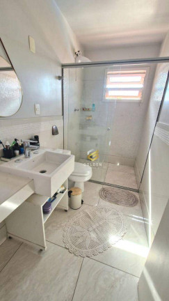 Imagem Casa com 3 Quartos à Venda, 270 m² em Centro - Tijucas Imagem Casa com 3 Quartos à Venda, 270 m² em Centro - Tijucas