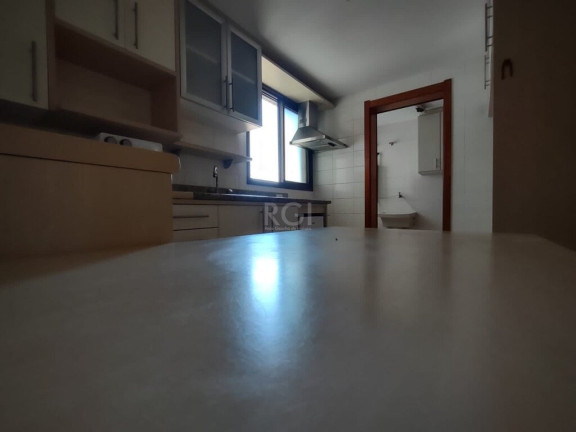 Imagem Apartamento com 3 Quartos à Venda, 90 m² em Cristal - Porto Alegre Imagem Apartamento com 3 Quartos à Venda, 90 m² em Cristal - Porto Alegre