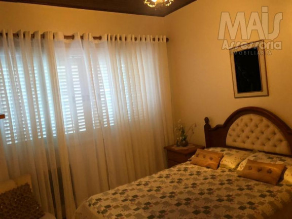 Imagem Casa com 3 Quartos à Venda, 200 m² em Canudos - Novo Hamburgo Imagem Casa com 3 Quartos à Venda, 200 m² em Canudos - Novo Hamburgo