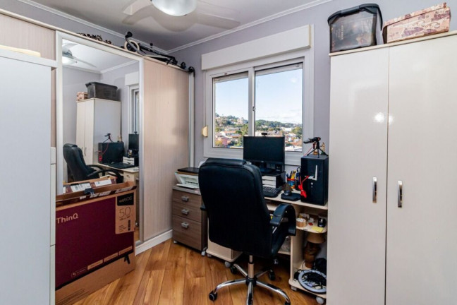 Imagem Imóvel com 2 Quartos à Venda, 55 m² em Cavalhada - Porto Alegre Imagem Imóvel com 2 Quartos à Venda, 55 m² em Cavalhada - Porto Alegre