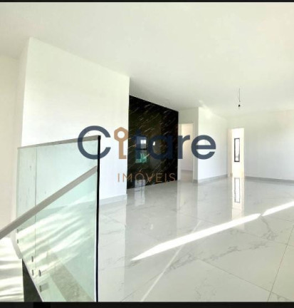 Imagem Casa com 4 Quartos à Venda, 450 m² em Centro - Eusébio Imagem Casa com 4 Quartos à Venda, 450 m² em Centro - Eusébio