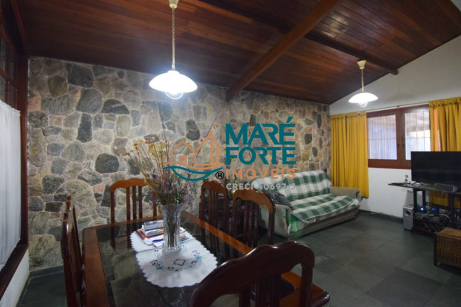 Imagem Casa com 7 Quartos à Venda, 202 m² em Itaguá - Ubatuba Imagem Casa com 7 Quartos à Venda, 202 m² em Itaguá - Ubatuba