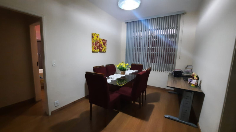 Casa com 2 Quartos à Venda, 290 m² em Santa Helena,(barreiro) - Belo Horizonte