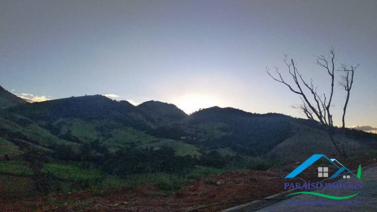 Imagem Terreno à Venda, 300 m² em Centro - Paraisópolis