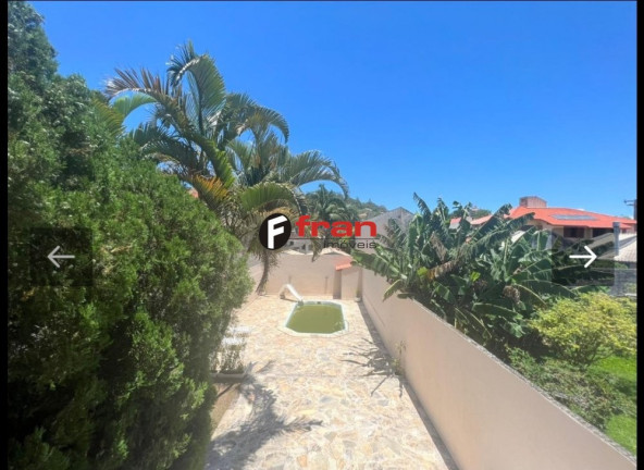 Imagem Casa com 4 Quartos à Venda, 297 m² em Córrego Grande - Florianópolis