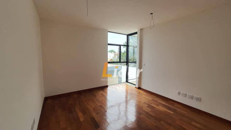 Imagem Casa com 3 Quartos à Venda, 238 m² em Aeroporto - Juiz De Fora