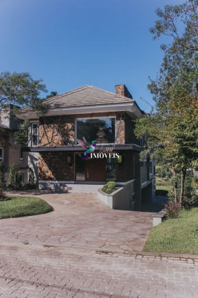 Imagem Casa com 6 Quartos à Venda, 568 m² em Centro - Canela Imagem Casa com 6 Quartos à Venda, 568 m² em Centro - Canela