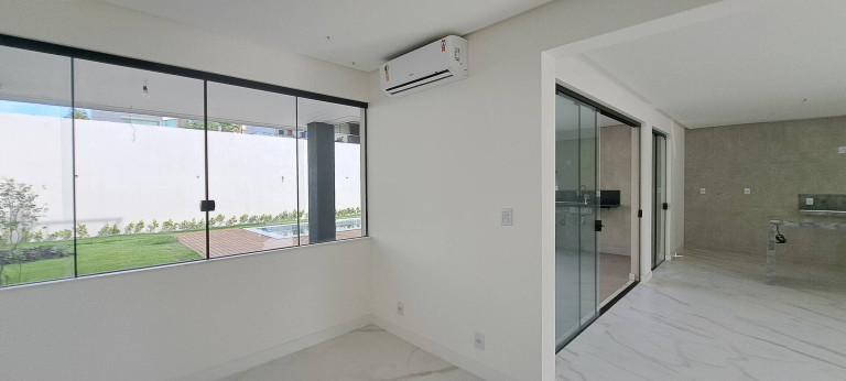 Imagem Casa com 4 Quartos à Venda, 340 m² em Vila De Abrantes (abrantes) - Camaçari