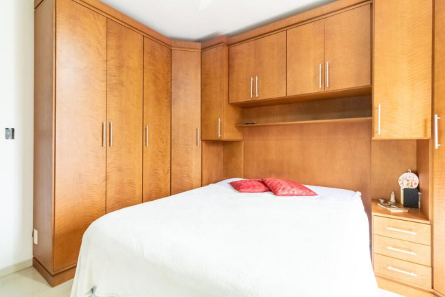 Imagem Casa com 3 Quartos à Venda,  em Vila Gustavo - São Paulo