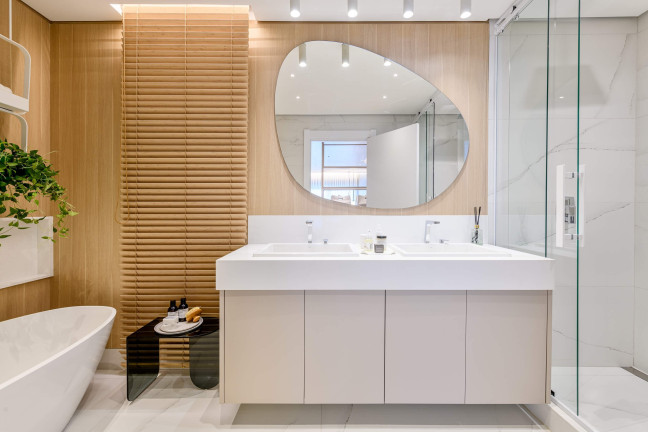 Imagem Imóvel com 3 Quartos à Venda, 394 m² em Petrópolis - Porto Alegre