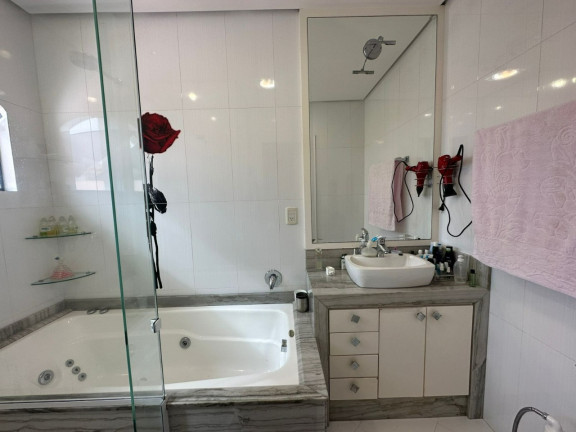 Imagem Casa com 4 Quartos à Venda, 251 m² em Coqueiros - Florianópolis Imagem Casa com 4 Quartos à Venda, 251 m² em Coqueiros - Florianópolis
