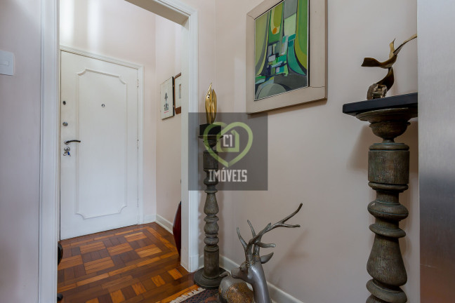 Imagem Sobrado com 7 Quartos à Venda, 565 m² em Pacaembu - São Paulo Imagem Sobrado com 7 Quartos à Venda, 565 m² em Pacaembu - São Paulo