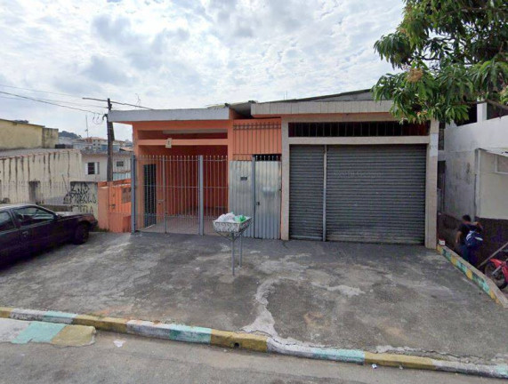 Casa com 9 Quartos à Venda, 200 m² em Jardim Santo Estevao - Carapicuíba