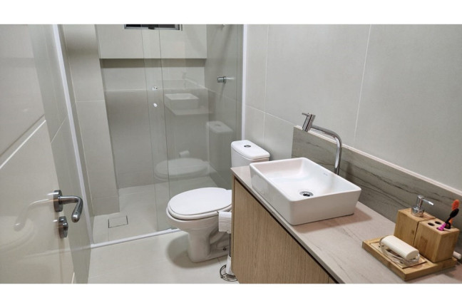 Imagem Imóvel com 2 Quartos à Venda, 71 m² em Nações - Balneário Camboriú Imagem Imóvel com 2 Quartos à Venda, 71 m² em Nações - Balneário Camboriú