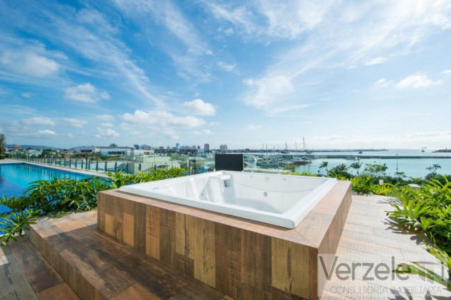 Imagem Apartamento com 4 Quartos à Venda, 181 m² em Fazenda - Itajaí Imagem Apartamento com 4 Quartos à Venda, 181 m² em Fazenda - Itajaí