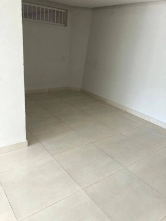 Imagem Casa com 3 Quartos à Venda, 330 m² Imagem Casa com 3 Quartos à Venda, 330 m²