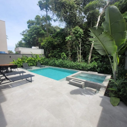 Imagem Casa com 6 Quartos à Venda, 380 m² em Riviera De São Lourenço - Bertioga Imagem Casa com 6 Quartos à Venda, 380 m² em Riviera De São Lourenço - Bertioga