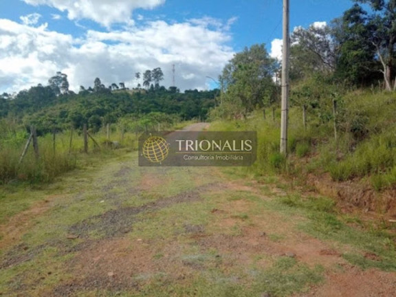 Imagem Chácara com 4 Quartos à Venda, 250 m² em Serra Negra - Bom Jesus Dos Perdões Imagem Chácara com 4 Quartos à Venda, 250 m² em Serra Negra - Bom Jesus Dos Perdões