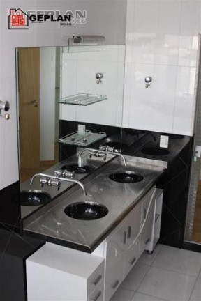 Imagem Casa com 4 Quartos à Venda, 300 m² em Bosque Da Saúde - São Paulo Imagem Casa com 4 Quartos à Venda, 300 m² em Bosque Da Saúde - São Paulo