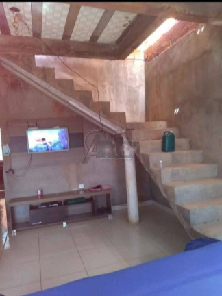 Imagem Casa com 3 Quartos à Venda, 230 m² em Nova América - Montes Claros Imagem Casa com 3 Quartos à Venda, 230 m² em Nova América - Montes Claros
