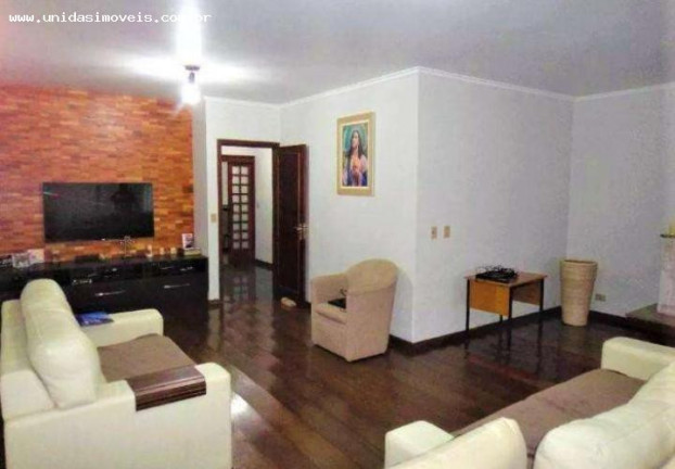 Imagem Casa com 4 Quartos à Venda, 240 m² em Jardim Dos Prados - São Paulo