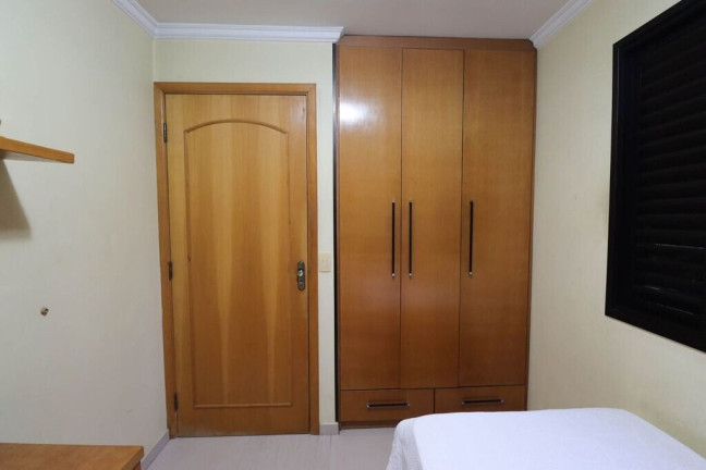 Imagem Casa de Condomínio com 3 Quartos à Venda, 155 m² em Jardim Sandra - São Paulo