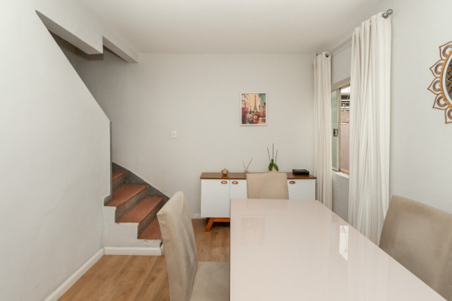 Imagem Casa com 2 Quartos à Venda, 130 m² em Vila Anastácio - São Paulo