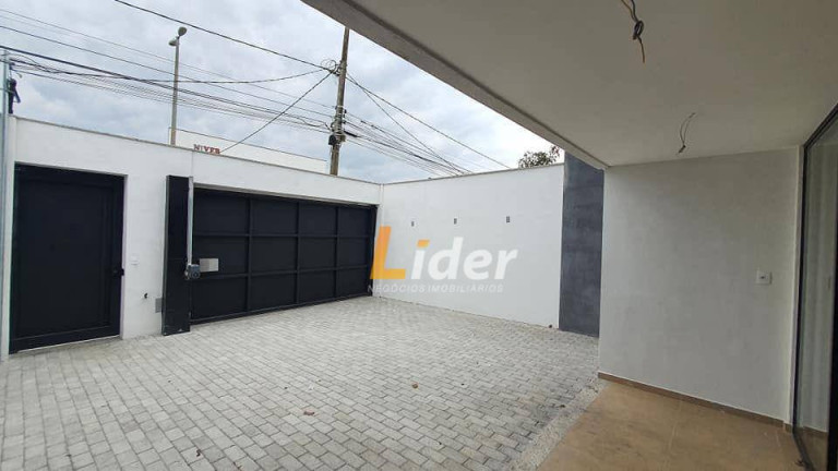 Imagem Casa com 3 Quartos à Venda, 238 m² em Aeroporto - Juiz De Fora