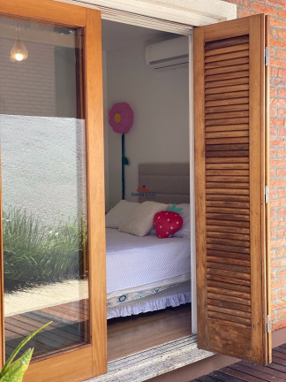 Imagem Casa com 3 Quartos à Venda, 420 m² em Cachoeira Do Bom Jesus - Florianópolis Imagem Casa com 3 Quartos à Venda, 420 m² em Cachoeira Do Bom Jesus - Florianópolis