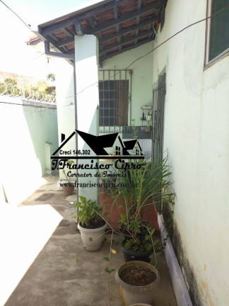 Imagem Casa com 2 Quartos à Venda, 130 m² em Centro - Guaratinguetá Imagem Casa com 2 Quartos à Venda, 130 m² em Centro - Guaratinguetá
