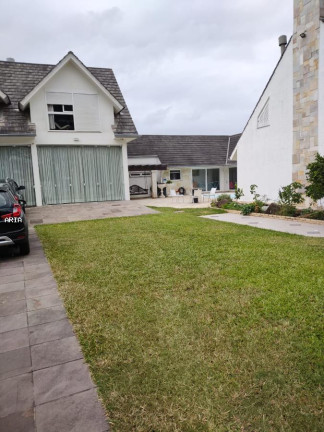 Imagem Casa com 6 Quartos à Venda, 500 m² em Centro - Imbé