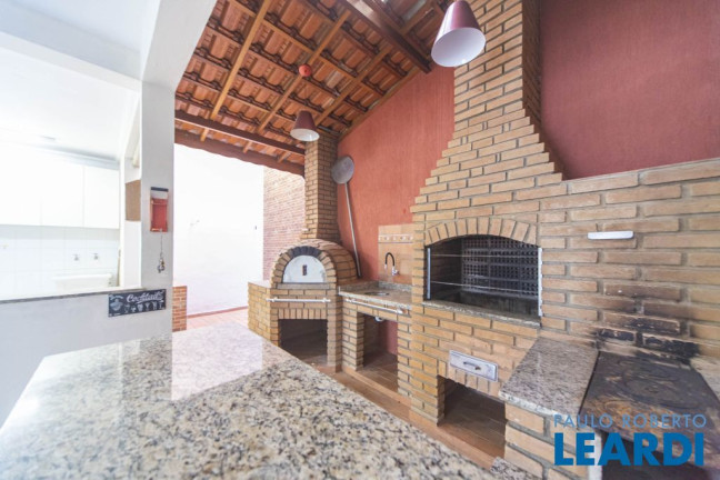 Imagem Sobrado com 3 Quartos à Venda, 228 m² em Vila Gilda - Santo André Imagem Sobrado com 3 Quartos à Venda, 228 m² em Vila Gilda - Santo André