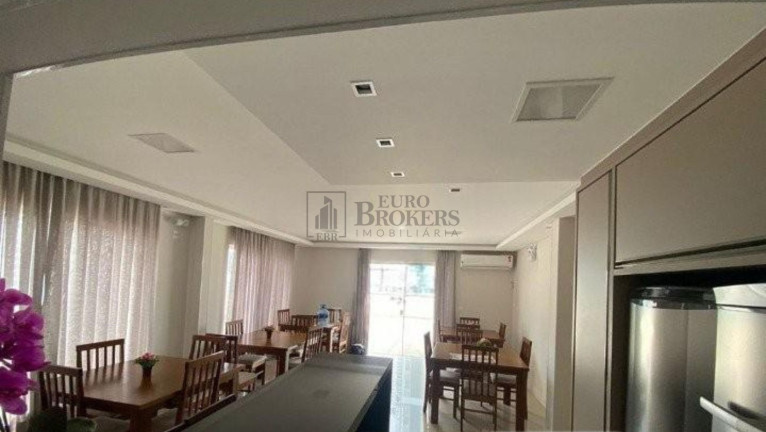 Apartamento com 3 Quartos à Venda, 100 m² em Centro - Balneário Camboriú
