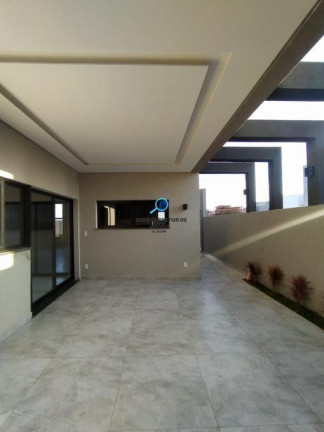 Casa com 4 Quartos à Venda, 220 m² em Cará-cará - Ponta Grossa