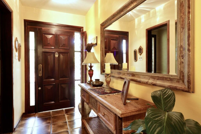 Imagem Casa com 3 Quartos à Venda, 459 m² em Cristal - Porto Alegre Imagem Casa com 3 Quartos à Venda, 459 m² em Cristal - Porto Alegre