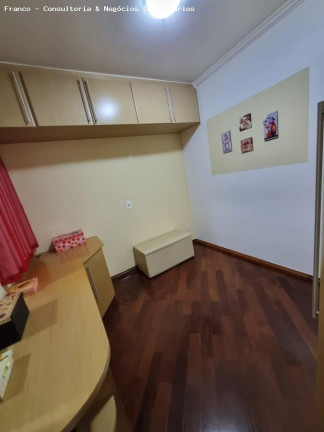 Imagem Sobrado com 3 Quartos à Venda, em Vila Homero Thon - Santo André Imagem Sobrado com 3 Quartos à Venda, em Vila Homero Thon - Santo André